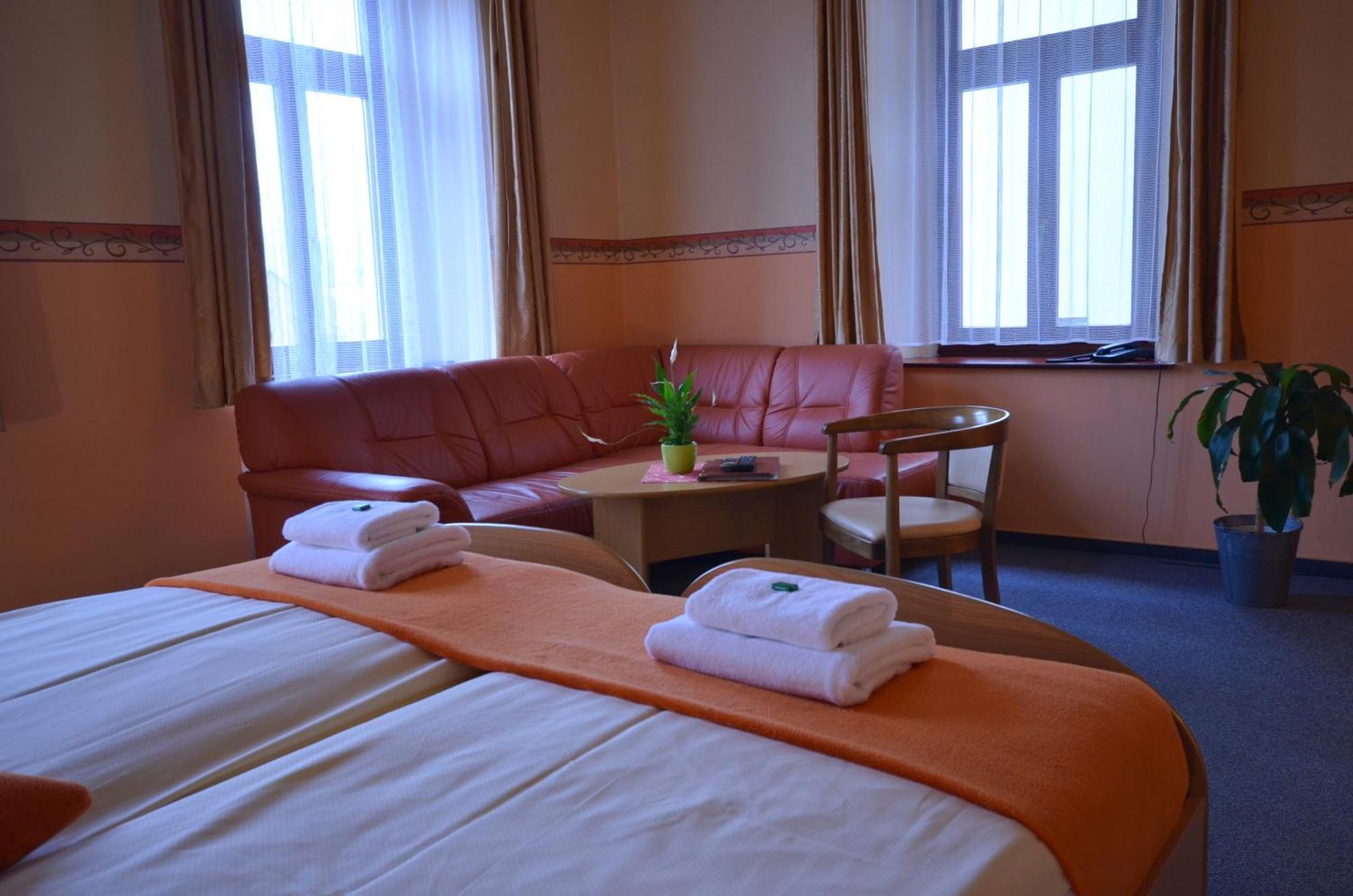 Hotel U Kozicky Teplice Eksteriør bilde